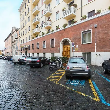 Guestart Monti Apartment-3
